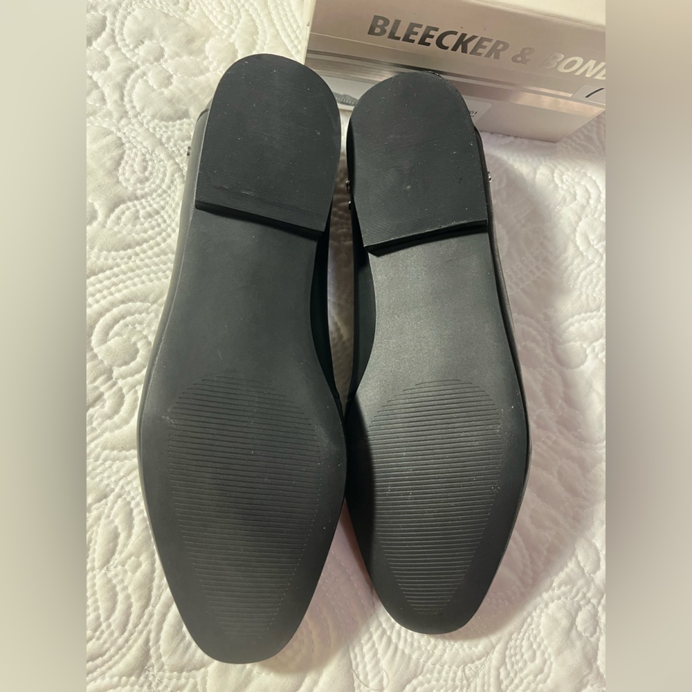 BLEECKER & BOND Arianna Black Leather Flats with Silver Studs, Size 7, NWOT - Picture 7 of 8